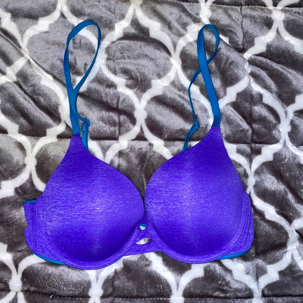 Victoria’s Secret- Perfect Shape Bra